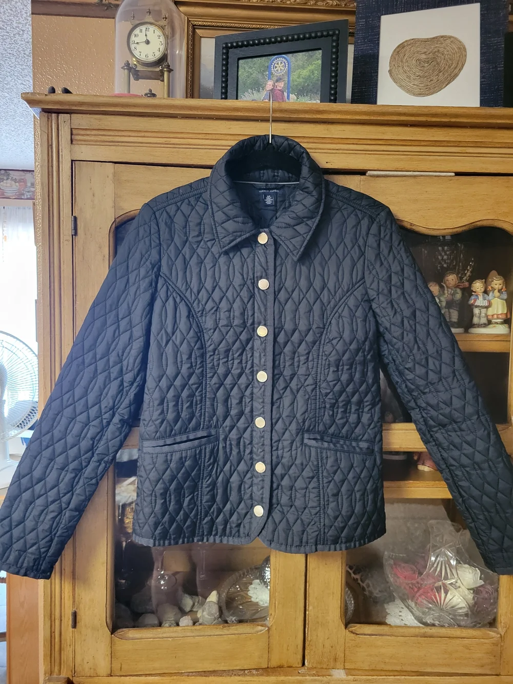 Classic Tommy Hilfiger Black Quilted Snap Front Jacket Sz Small
